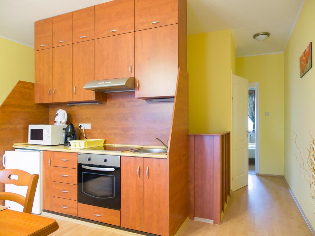 Aqua Apartman غيولا الغرفة الصورة