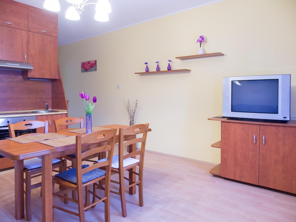Aqua Apartman غيولا الغرفة الصورة