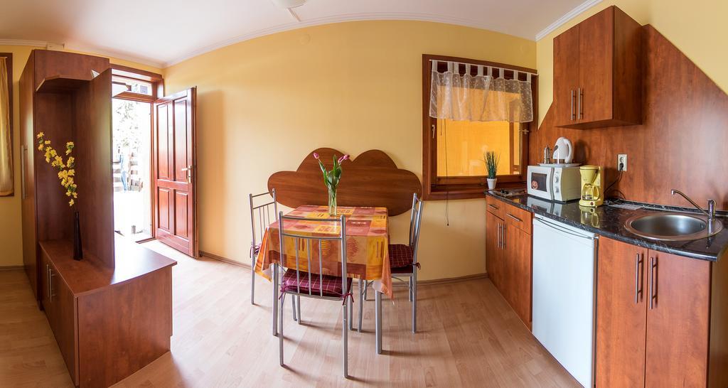Aqua Apartman غيولا المظهر الخارجي الصورة