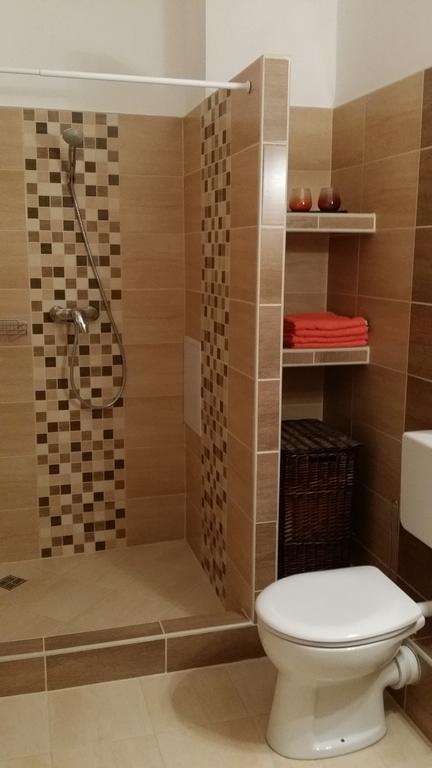 Aqua Apartman غيولا المظهر الخارجي الصورة